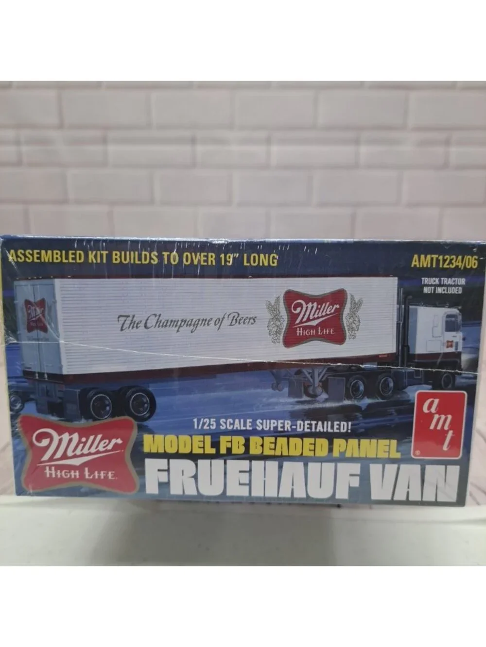 AMT FB Beaded Panel Fruehauf Van Miller High Life Trailer 1:25 Model Kit NIB 19